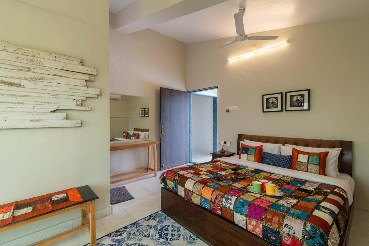 Aqua & Sage By Stayvista - Riverside Villa With Pool & Terrace Karjat Esterno foto