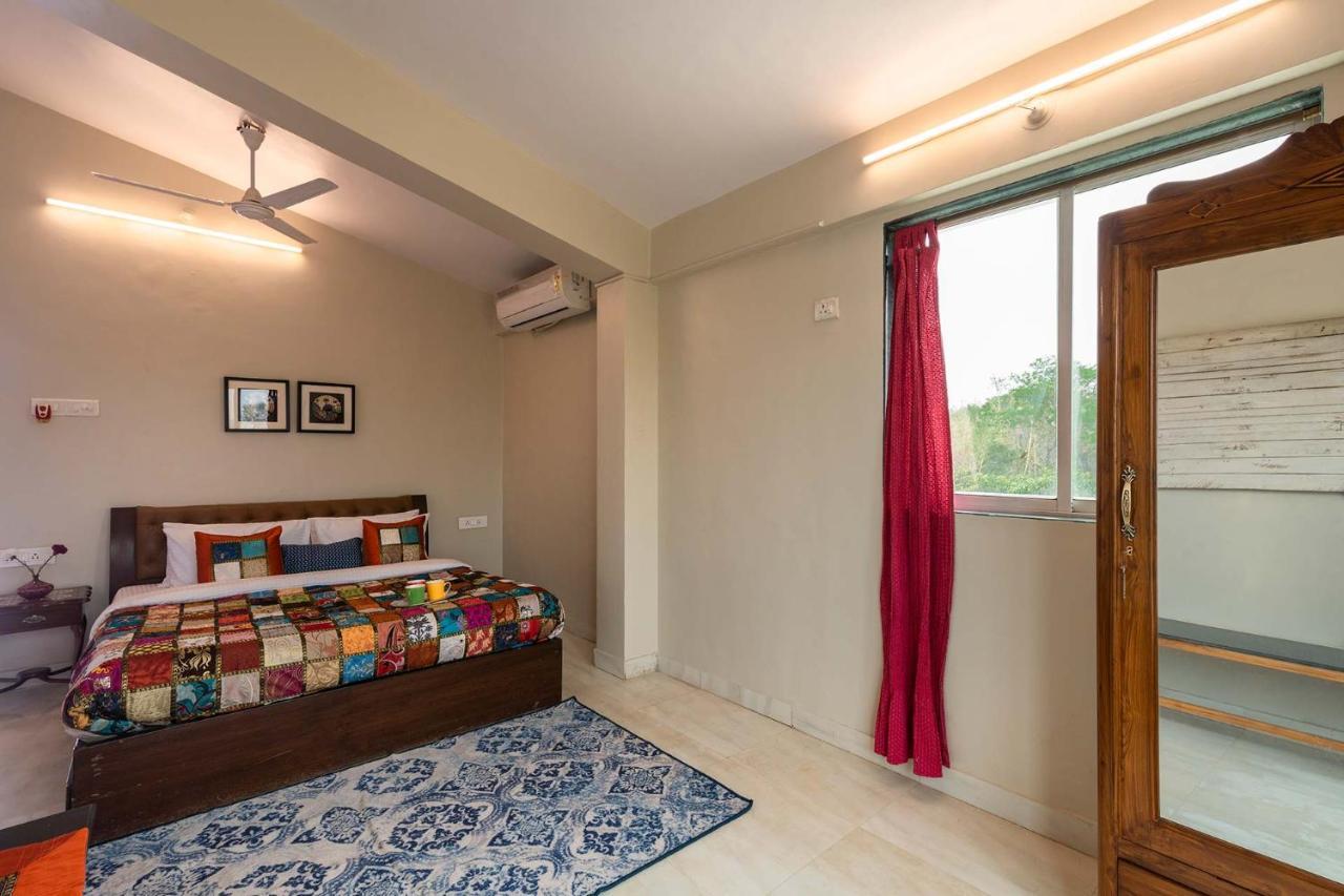 Aqua & Sage By Stayvista - Riverside Villa With Pool & Terrace Karjat Esterno foto